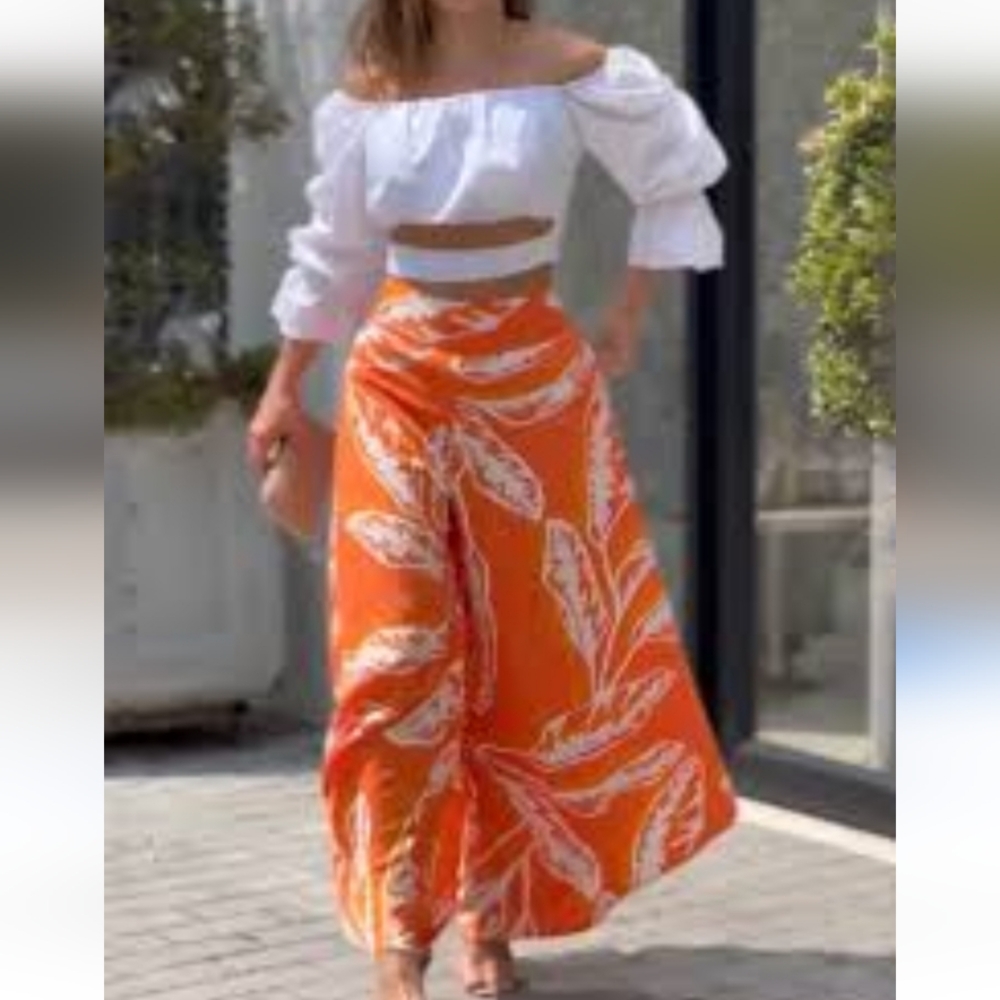 Lizzete Collection Tropical Satin Like Wide Leg Pants